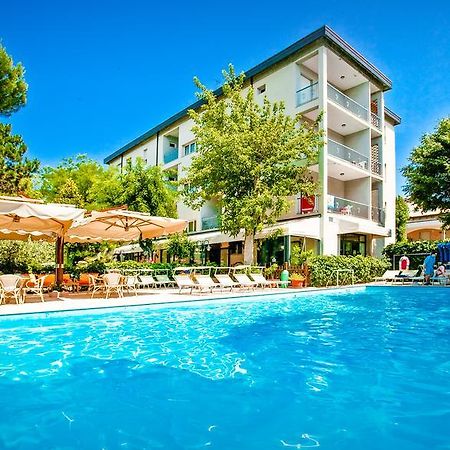 קרביה Park Hotel Zaira מראה חיצוני תמונה