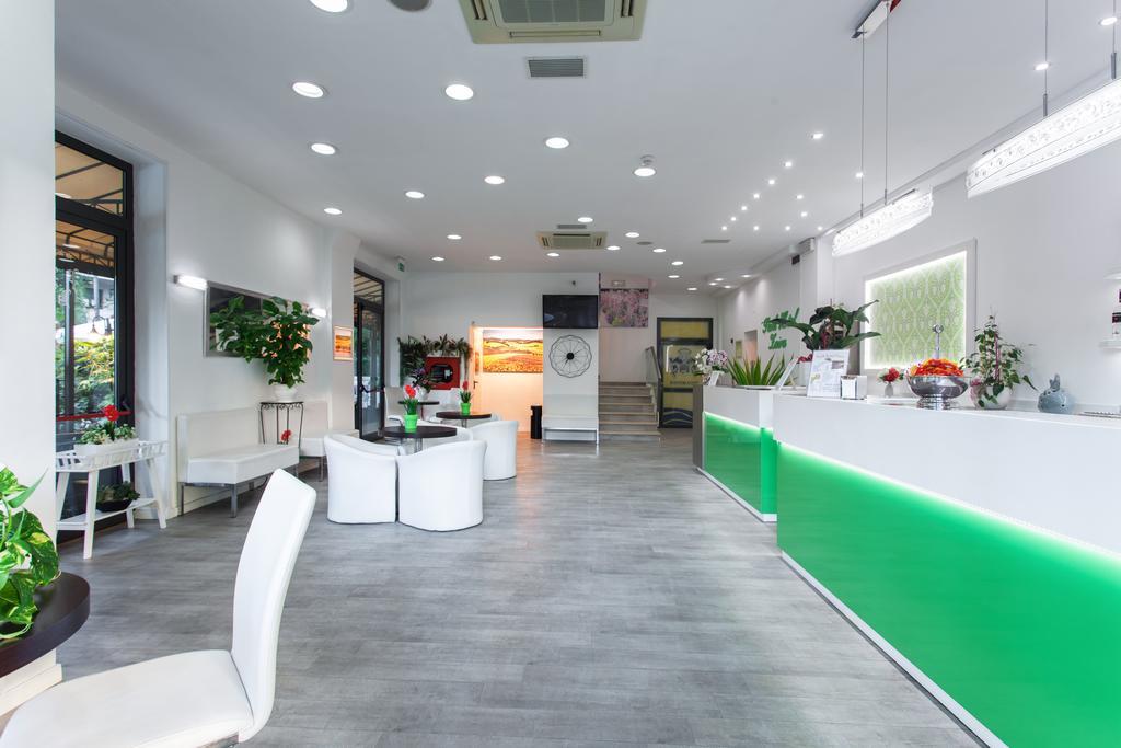 קרביה Park Hotel Zaira מראה חיצוני תמונה